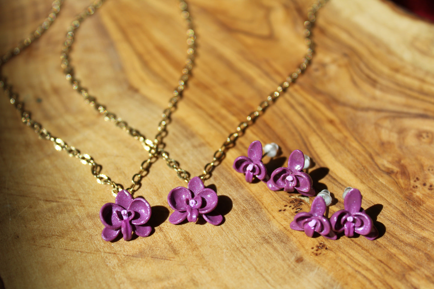 Viola Necklace