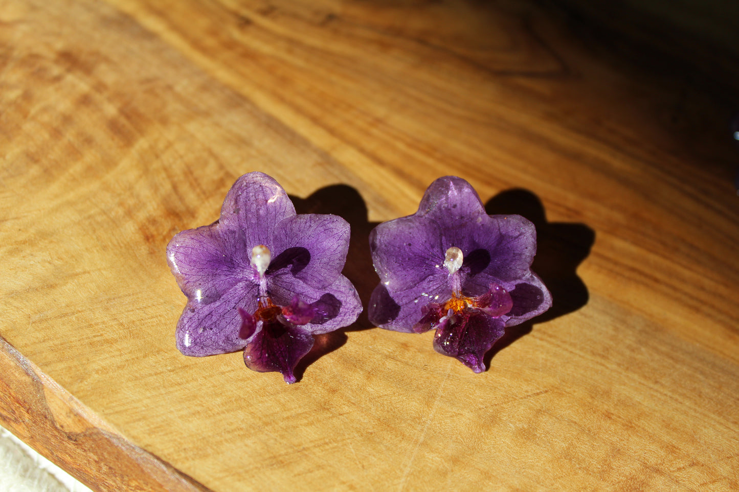 Mini Viola Orchid Studs