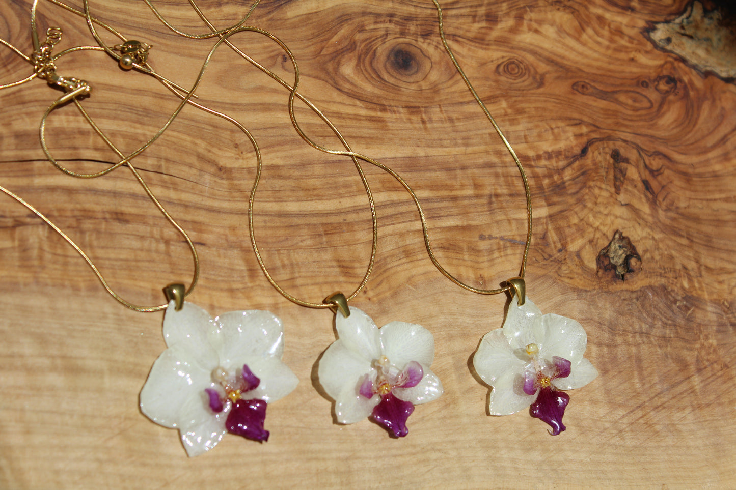 White Mini Phalaenopsis Orchid Necklace