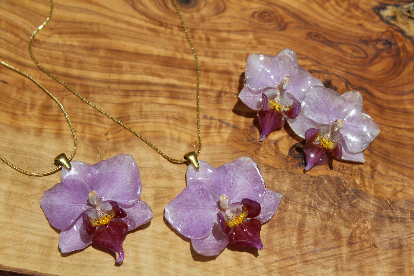 Lilac Doritaenopsis Orchid Necklace